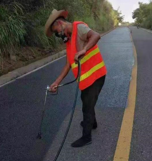 梧州路面喷涂翻新彩色步道施工方案