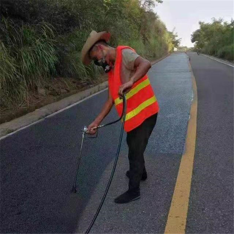 梧州 彩色防滑路面的底涂是保障路面附着力